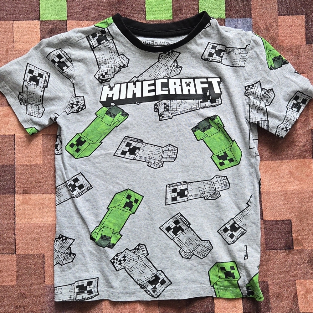 Boys (M) Gray and Green Minecraft Creeper T-Shirt